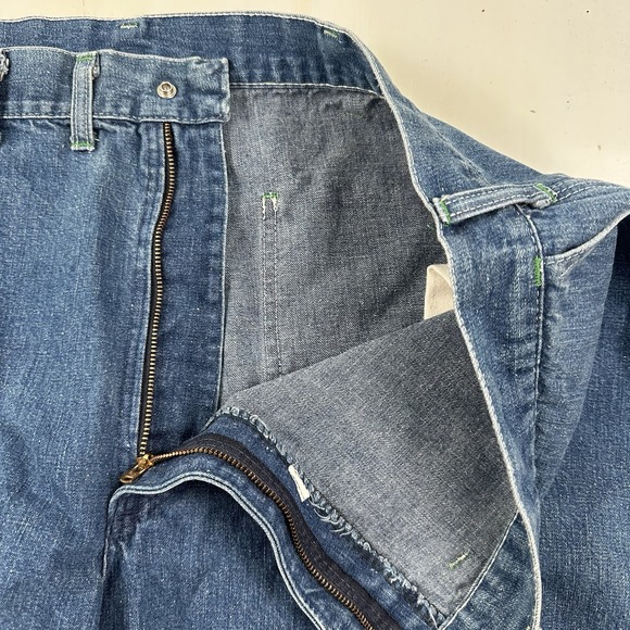 VTG OshKosh Carpenter Jean Shorts Men's 40x9 USA Made Blue Denim Jorts Cut Off - Picture 7 of 12